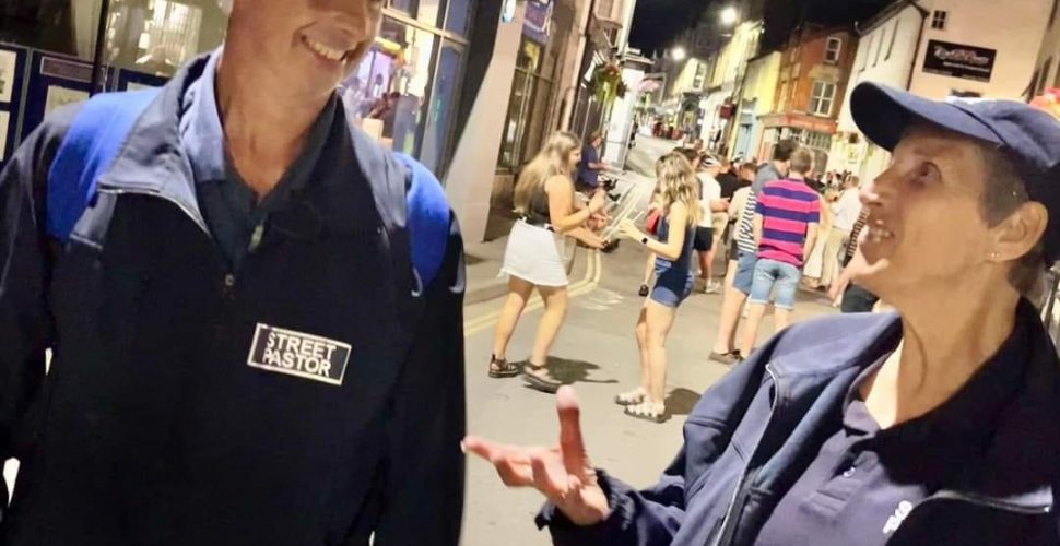 98532049_1767554178687511_r